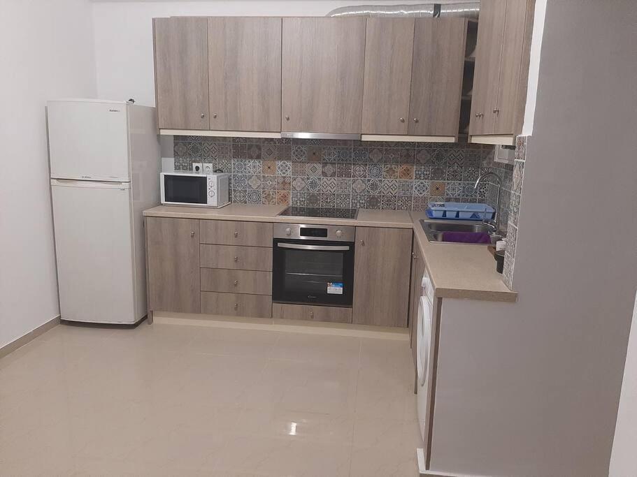 Appartement Modern Apartmen In Athina à Athènes Extérieur photo